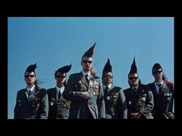 Les Leningrad Cowboys rencontrent Moïse