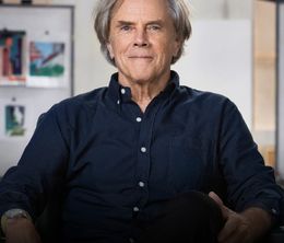 image-https://media.senscritique.com/media/000021372400/0/master_class_david_carson_teaches_graphic_design.jpg