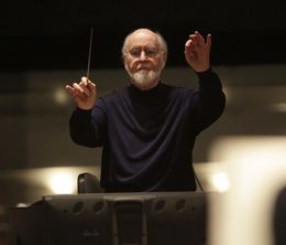 image-https://media.senscritique.com/media/000021420033/0/music_by_john_williams.jpg