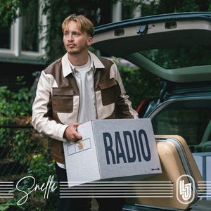 Radio (Single)