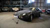 Porsche 928