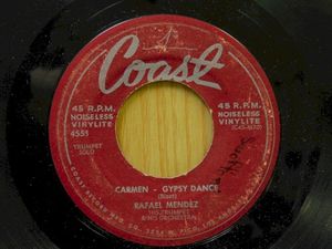 Carmen - Gypsy Dance / La Virgen de la Macarena (Single)