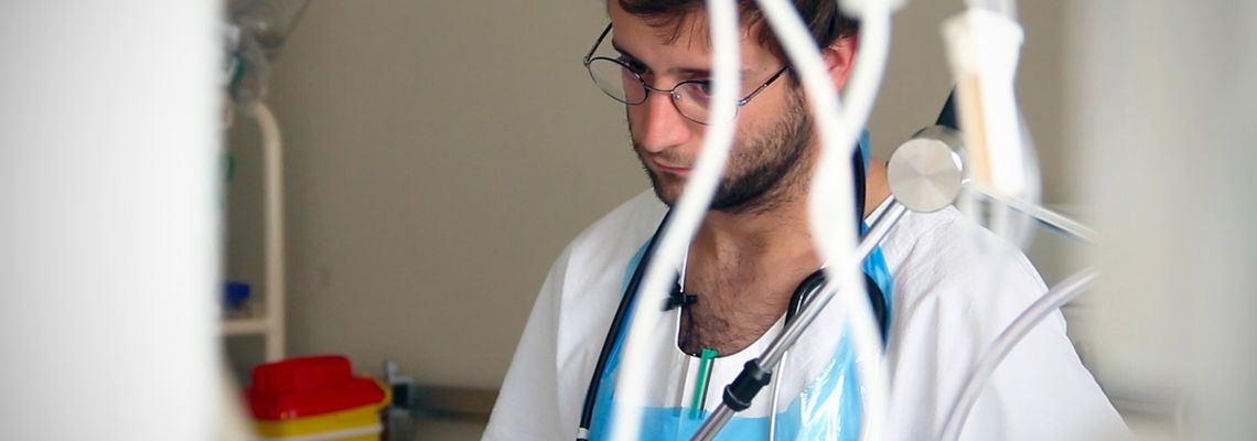 Cover Toubib - 12 années dans la vie d'un étudiant en médecine