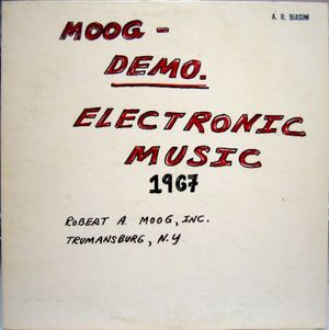 Moog 900 Series: Electronic Music Systems Demonstration Record (EP)