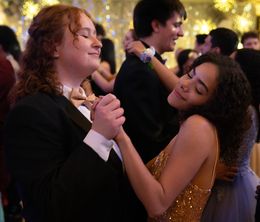 image-https://media.senscritique.com/media/000022086563/0/prom_dates.jpg