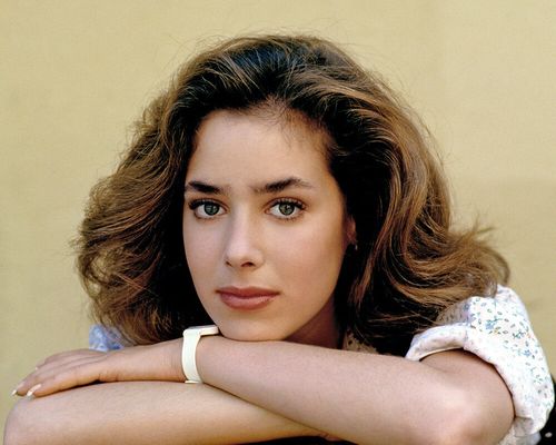 Cover Claudia Wells