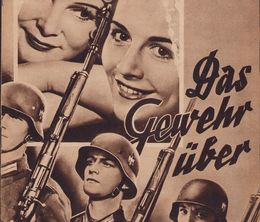 image-https://media.senscritique.com/media/000022104919/0/le_fusil_sur_l_epaule.jpg