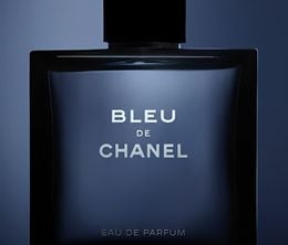 image-https://media.senscritique.com/media/000022141979/0/bleu_de_chanel.jpg