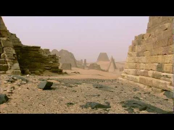 Au royaume de Méroé : Mouweis, une ville sous le sable