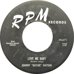 Love Me Baby / She Moves Me (Single)