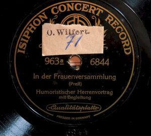 In der Frauenversammlung / Auf dem Mieteinigungsamt (Single)