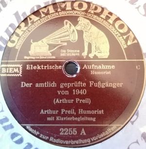 Der amtlich geprüfte Fußgänger von 1940 / Lustiger Hochzeitssang (Single)