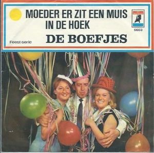 Moeder er zit een muis in de hoek (Single)