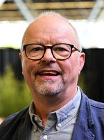 Robert Llewellyn