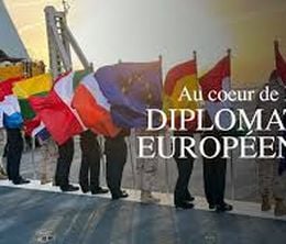 image-https://media.senscritique.com/media/000022259286/0/au_coeur_de_la_diplomatie_europeenne.jpg