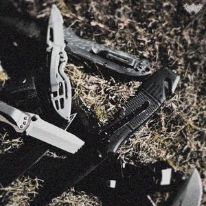 IMAKEMONEYWHILEIPISS (Single)