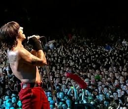 image-https://media.senscritique.com/media/000022338324/0/red_hot_chili_peppers_live_at_slane_castle.jpg