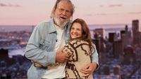 Jeff Bridges, Grace Van Patten