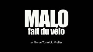 Malo fait du vélo