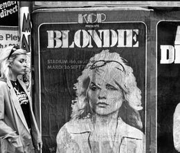 image-https://media.senscritique.com/media/000022436737/0/debbie_harry_atomic_blondie.jpg