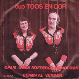 Opa’s oude koffergrammofoon (Single)