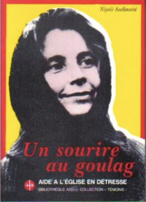 UN SOURIRE AU GOULAG