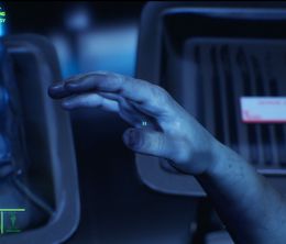 image-https://media.senscritique.com/media/000022488457/0/negative_atmosphere_emergency_room.jpg