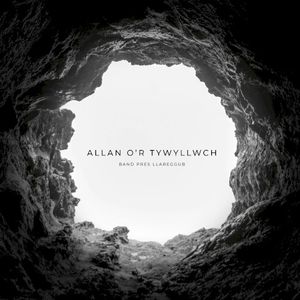 Allan o'r Tywyllwch (Single)