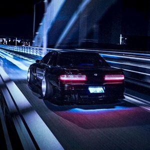 AIN'T WORRIED BOUT THE PAST (Single)