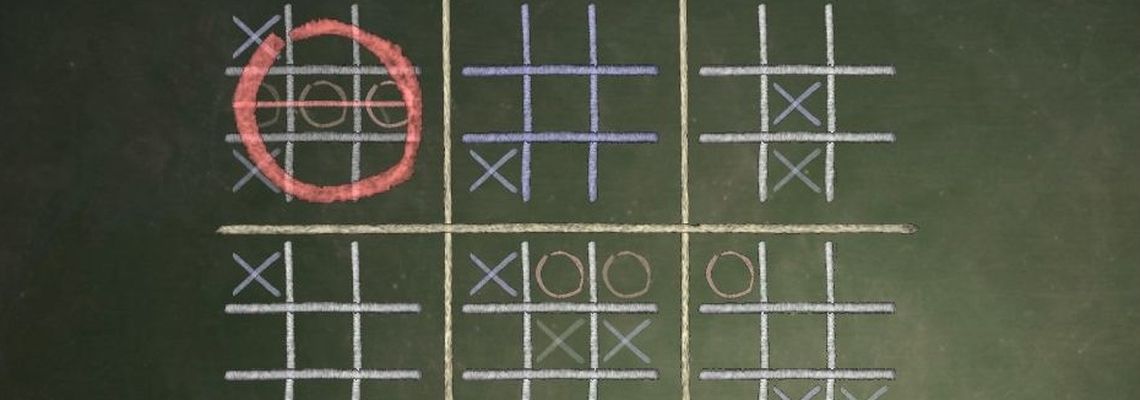 Cover Ultimate Tic-Tac-Toe