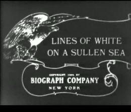 image-https://media.senscritique.com/media/000022654423/0/lines_of_white_on_a_sullen_sea.jpg