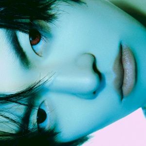 COME CLOSER (EP)