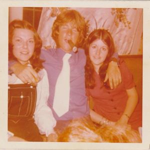 sangria (demo) (Single)
