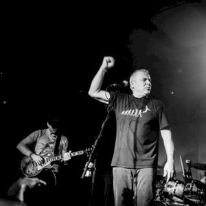 Lud ko puška (Single)