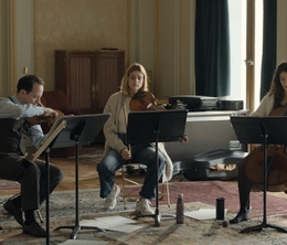 image-https://media.senscritique.com/media/000022733027/0/les_musiciens.jpg