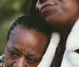 image-https://media.senscritique.com/media/000022746776/0/deux_soeurs.jpg