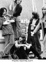 Moving Gelatine Plates