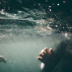 one thousand sorrows (Single)