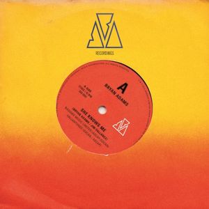 She Knows Me (Single)