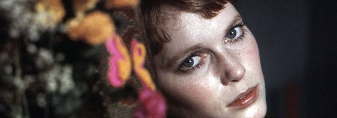 Cover Mia Farrow, en clair-obscur