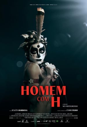 Un homme avec un grand H