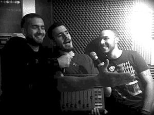 Δε προσκυνάμε (Single)