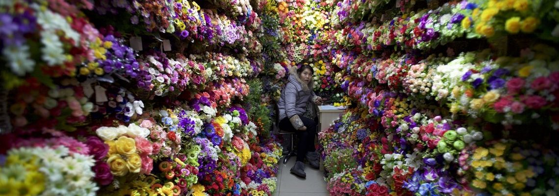 Cover Commodity City