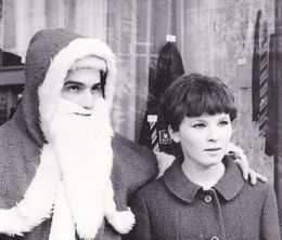 image-https://media.senscritique.com/media/000022918183/0/le_pere_noel_a_les_yeux_bleus.jpg