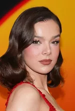 Hailee Steinfeld