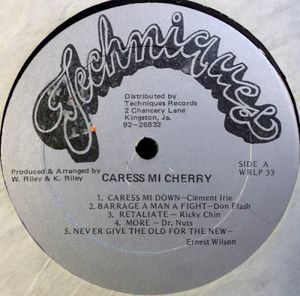 Caress Mi Cherry