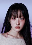 Yves (Ha Soo-Young)