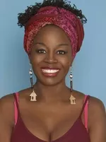 Akosua Busia