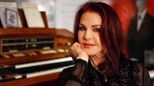 Cover Priscilla Presley
