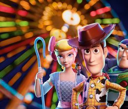 image-https://media.senscritique.com/media/000023095715/0/toy_story_4.jpg